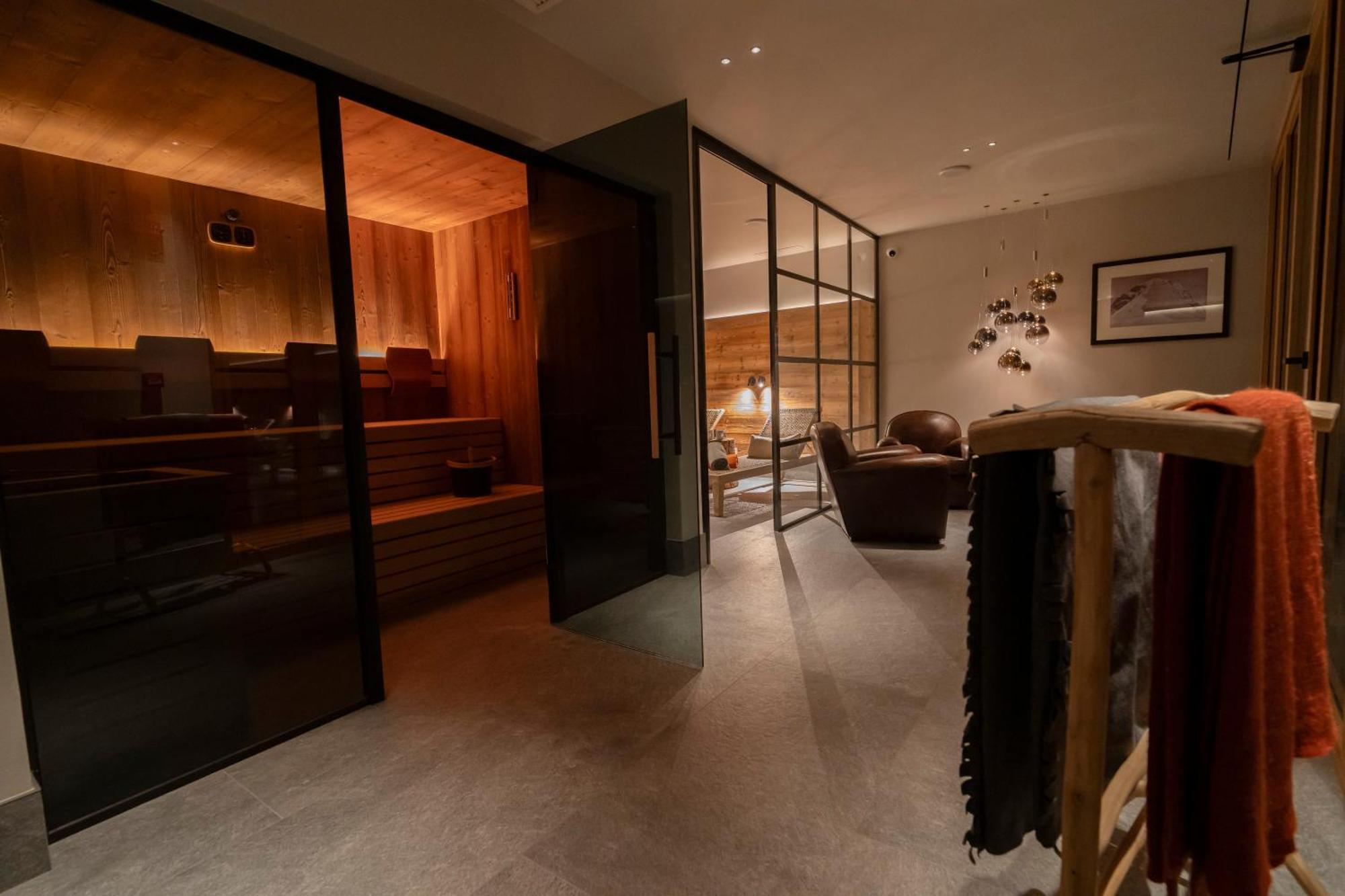 Hotel Alu Mountain Design 博尔米奥 外观 照片