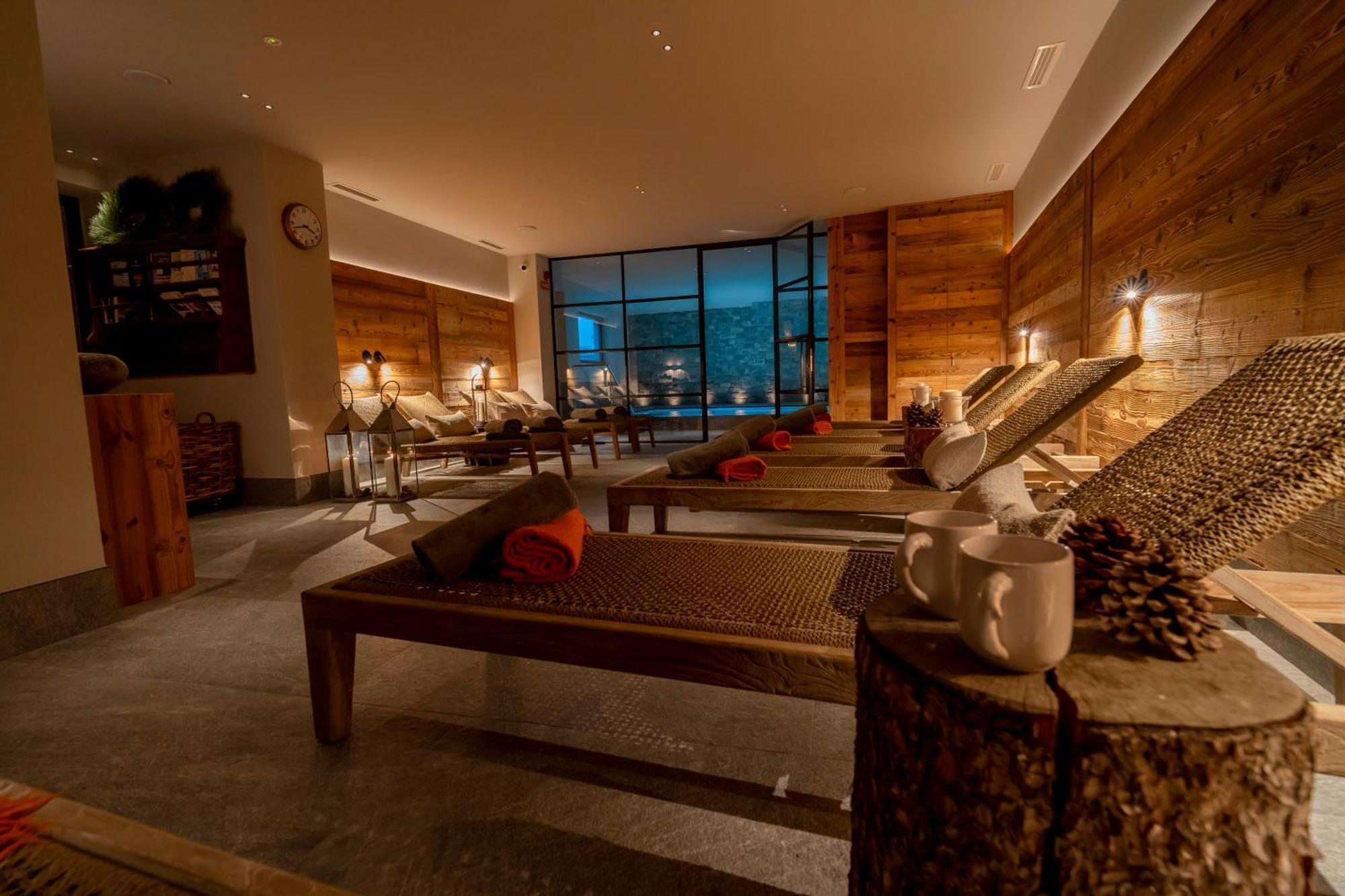 Hotel Alu Mountain Design 博尔米奥 外观 照片