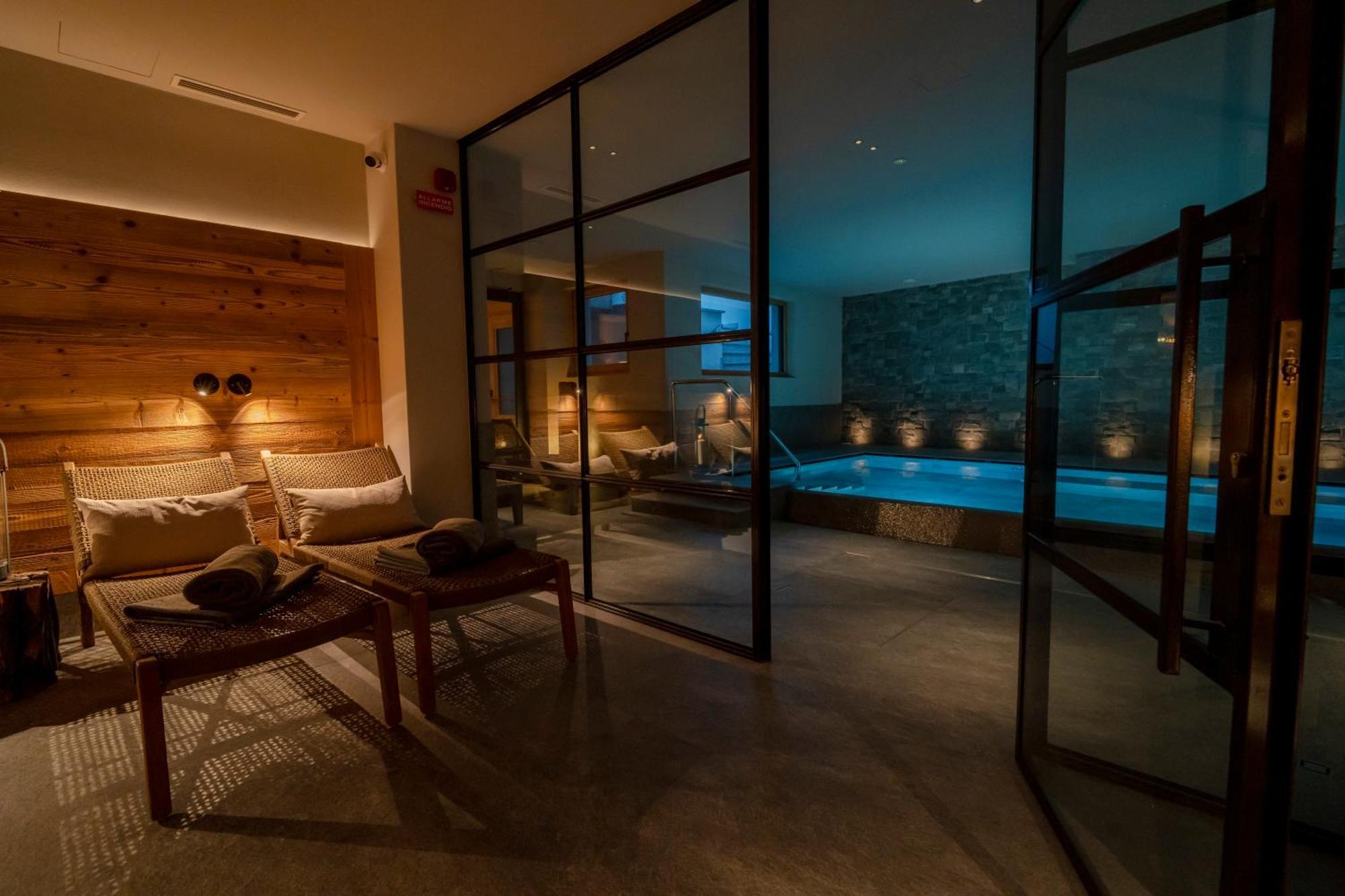 Hotel Alu Mountain Design 博尔米奥 外观 照片